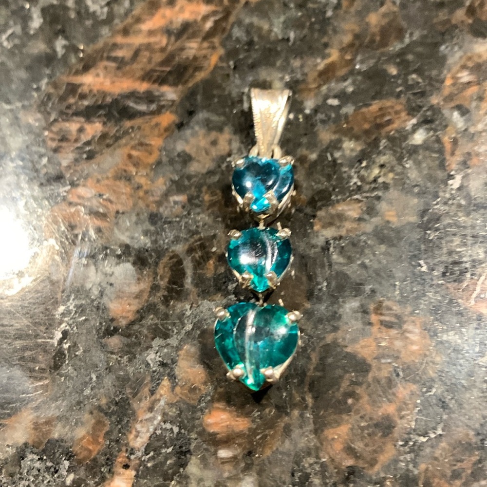 Pre-owned Three Stone Pendant (green topaz) Set in Sterling Silver